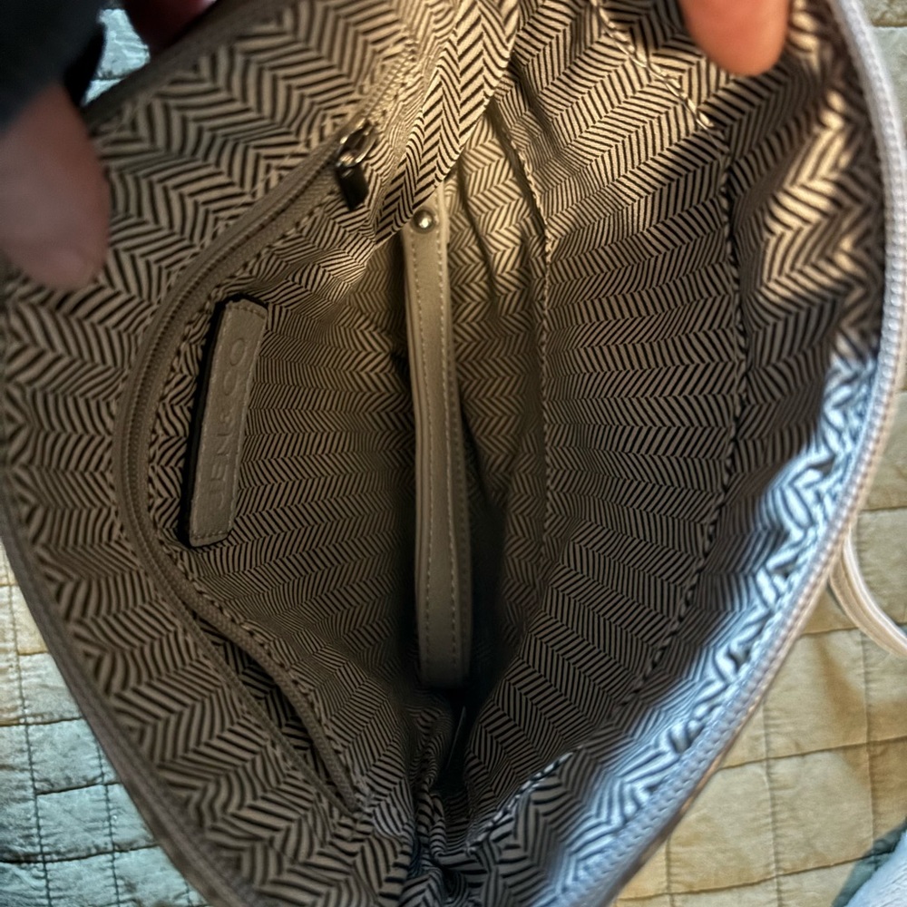 Leopard Print Crossbody Bag - White and Gray Jen & Co - Picture 5 of 11